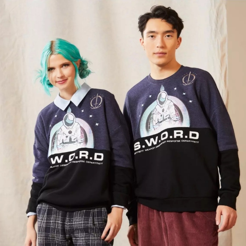 Her Universe Men’s SM/Womens M Sweatshirt